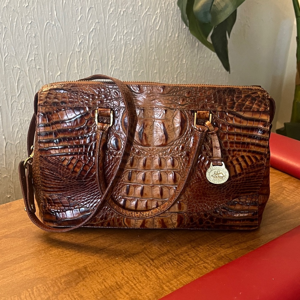 Vintage Brahmin crocodile embossed leather handbag shoulder bag small satchel